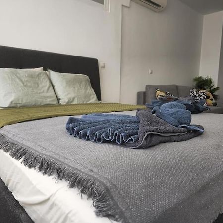 Tao City Center Apartment With Fee Wifi And Air Con By Namaste Elite Торремолінос Екстер'єр фото