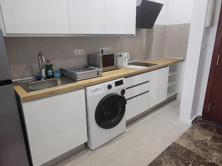 Tao City Center Apartment With Fee Wifi And Air Con By Namaste Elite Торремолінос Екстер'єр фото