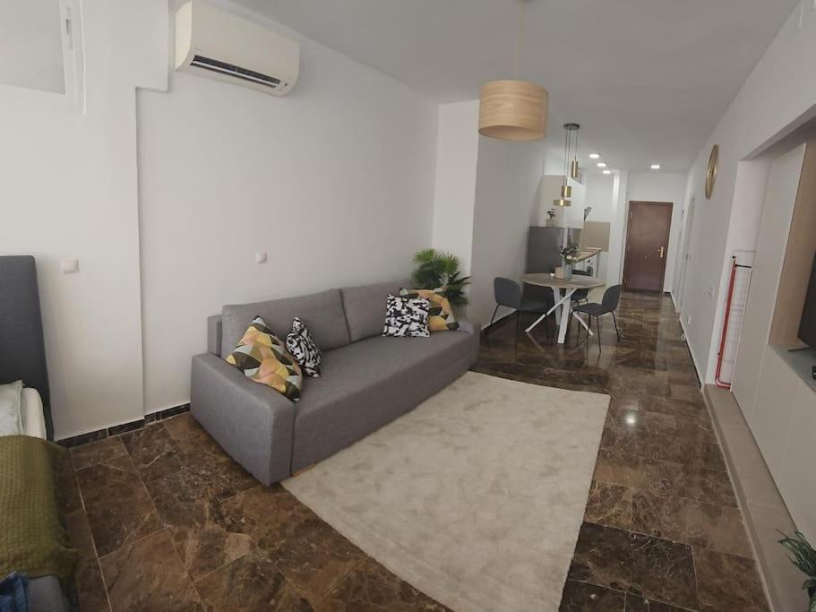 Tao City Center Apartment With Fee Wifi And Air Con By Namaste Elite Торремолінос Екстер'єр фото